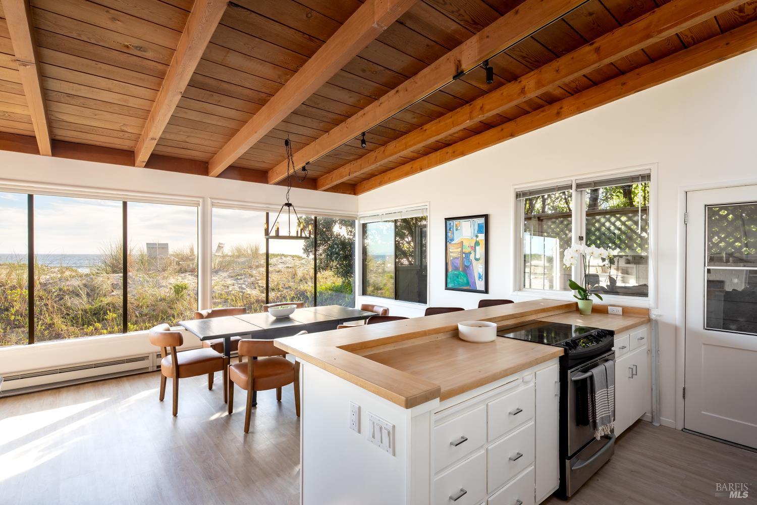 130 Seadrift Road Stinson Beach, CA 94970 - Photo 8 of 42