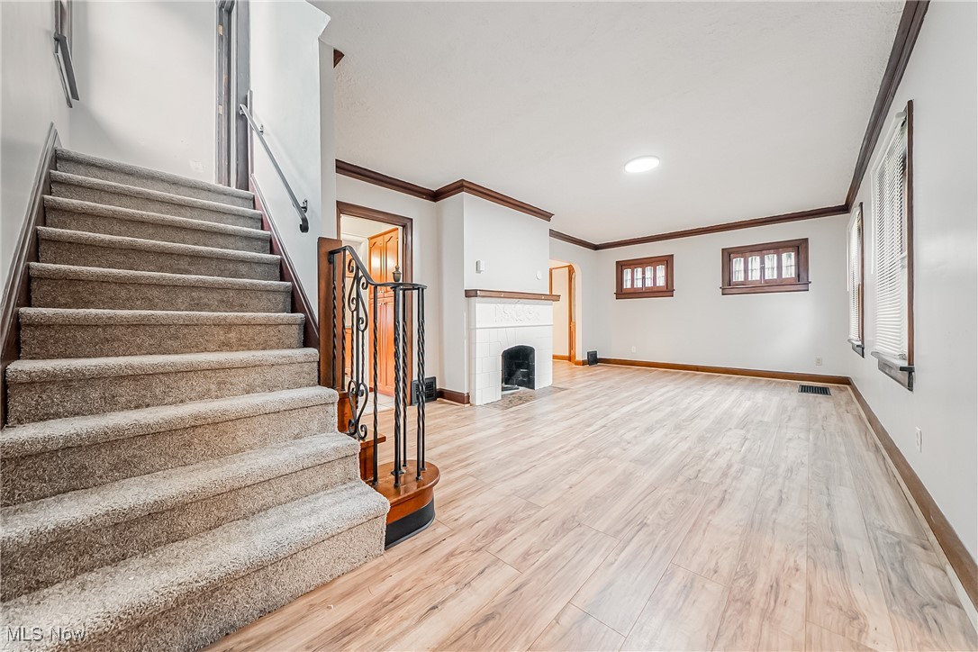 1271 Winston Road Cleveland, OH 44121 - Photo 18 of 43