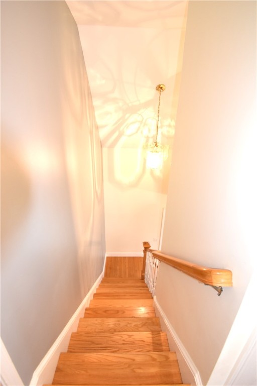 173 Riverside Street Portsmouth, RI 02871 - Photo 14 of 23