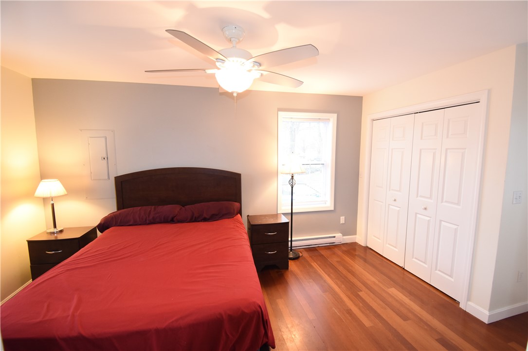 173 Riverside Street Portsmouth, RI 02871 - Photo 6 of 23