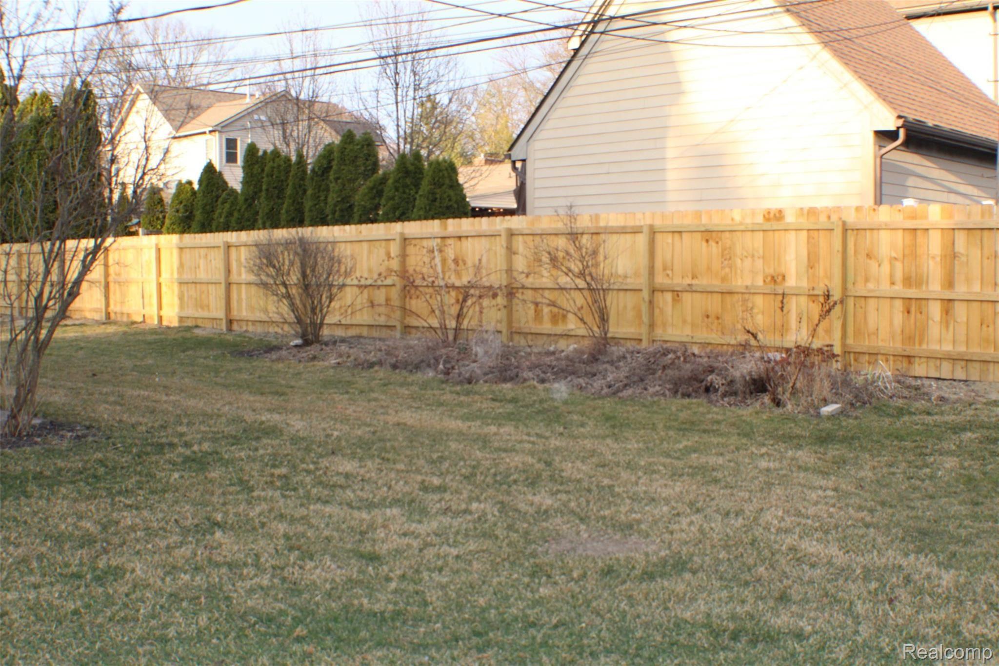 1765 Southfield Road Birmingham, MI 48009 - Photo 13 of 15 Private back area right behind your patio