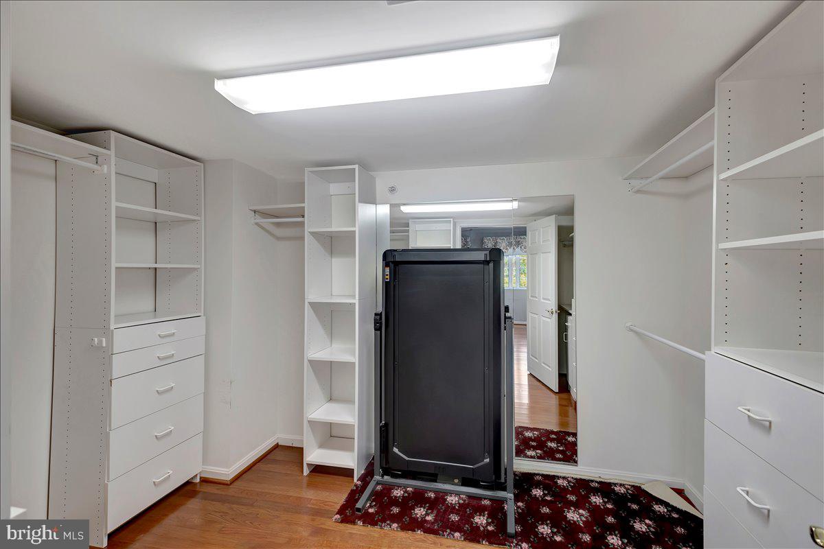 12310 Rosslare Ridge Road, Unit 501 Lutherville-Timonium, MD 21093 - Photo 25 of 43 Huge walk-in closet off Primary bedroom