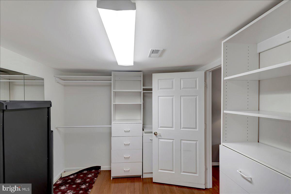 12310 Rosslare Ridge Road, Unit 501 Lutherville-Timonium, MD 21093 - Photo 29 of 46 Doorway to Primary bath