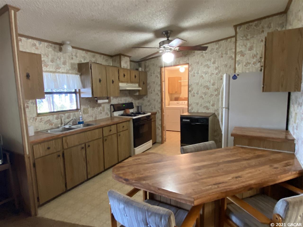 151 Arrowhead Point Road Hawthorne, FL 32640 - Photo 8 of 24 Gallery Image 8