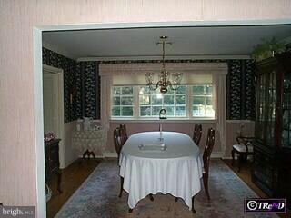 2900 Oakridge Farm Road Huntingdon Valley, PA 19006 - Photo 4 of 6 Gallery Image 4