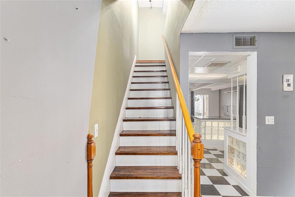 9951 Southwest 88th Court Road, Unit C Ocala, FL 34481 - Photo 20 of 46 a view of entryway with a front door