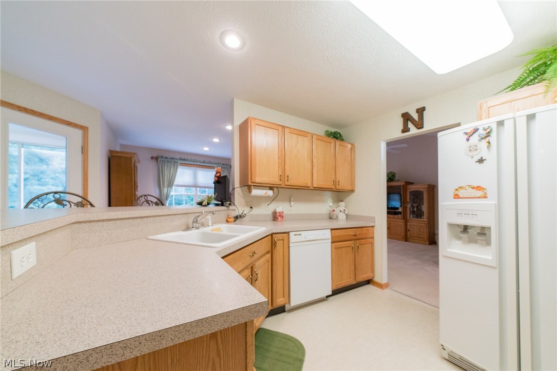1265 Spring Ridge Circle Alliance, OH 44601 - Photo 18 of 29 Gallery Image 18