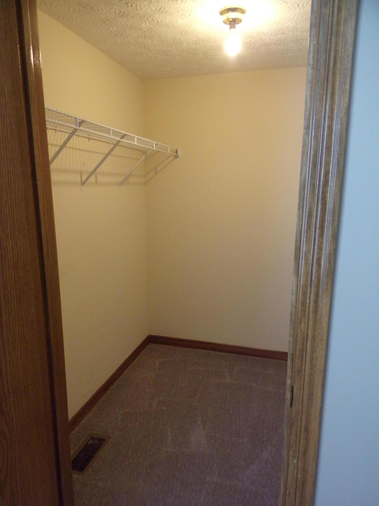 8183 Rodebaugh Road Reynoldsburg, OH 43068 - Photo 16 of 52