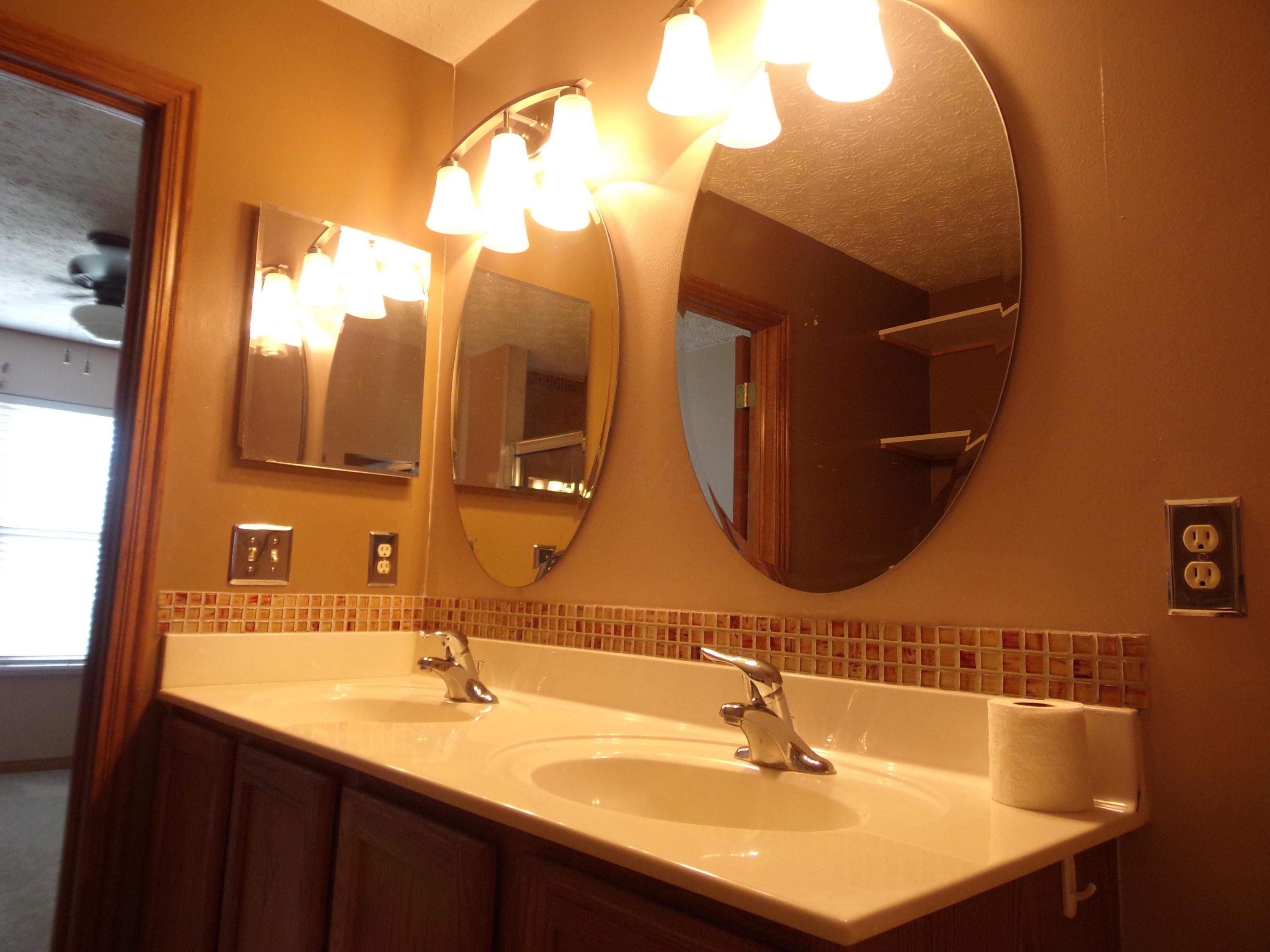 8183 Rodebaugh Road Reynoldsburg, OH 43068 - Photo 17 of 52