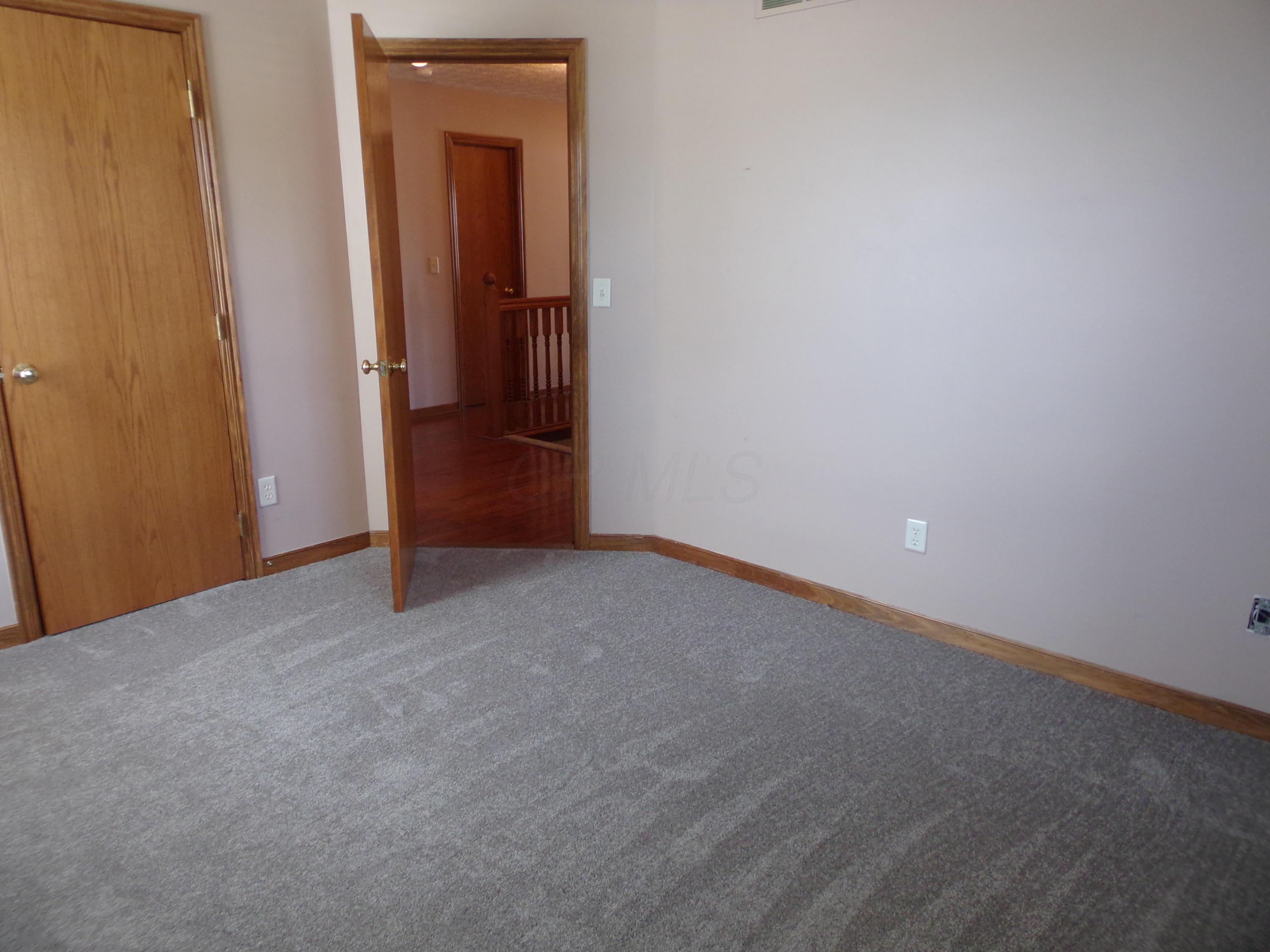 8183 Rodebaugh Road Reynoldsburg, OH 43068 - Photo 25 of 52