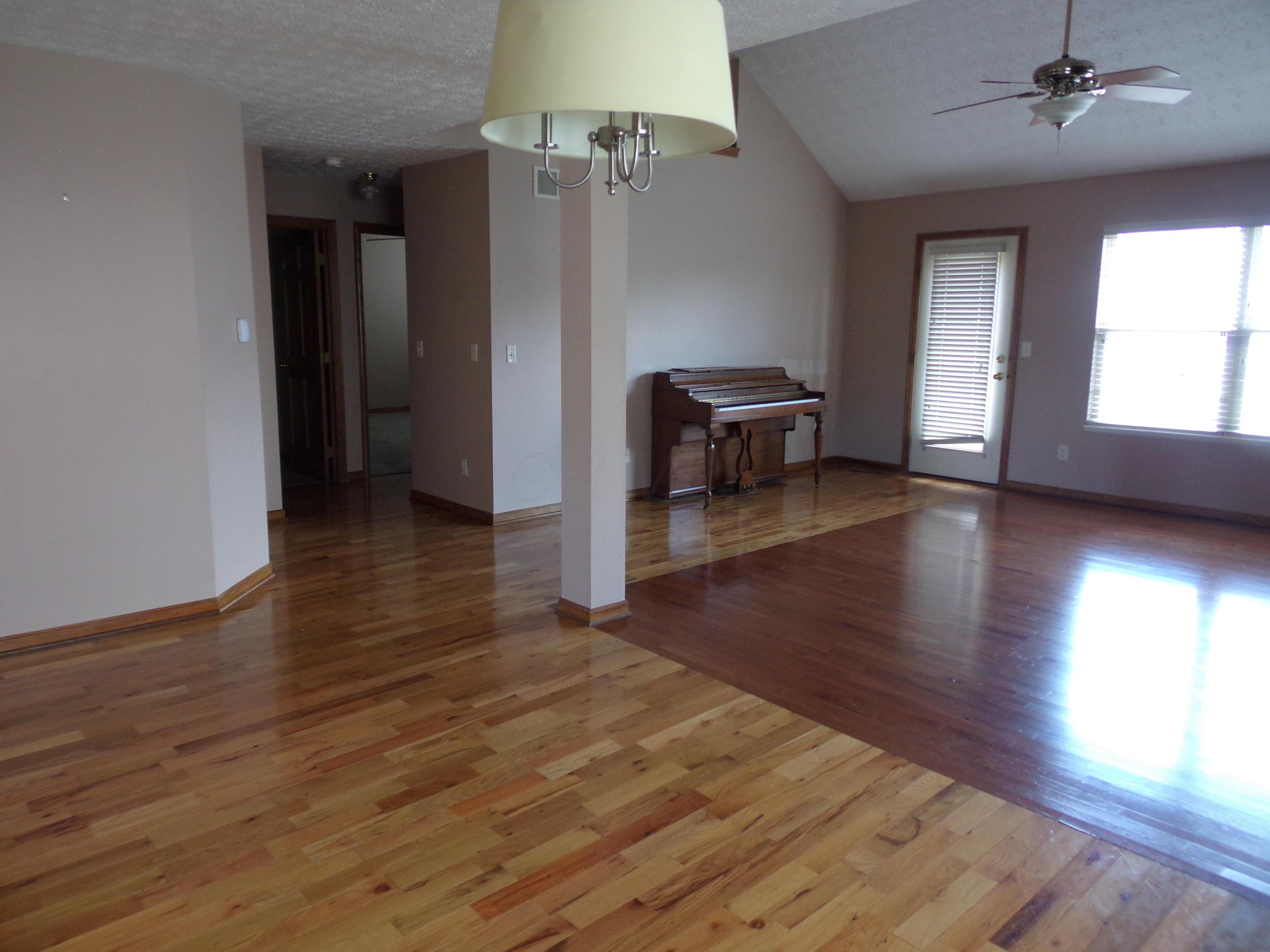 8183 Rodebaugh Road Reynoldsburg, OH 43068 - Photo 9 of 52