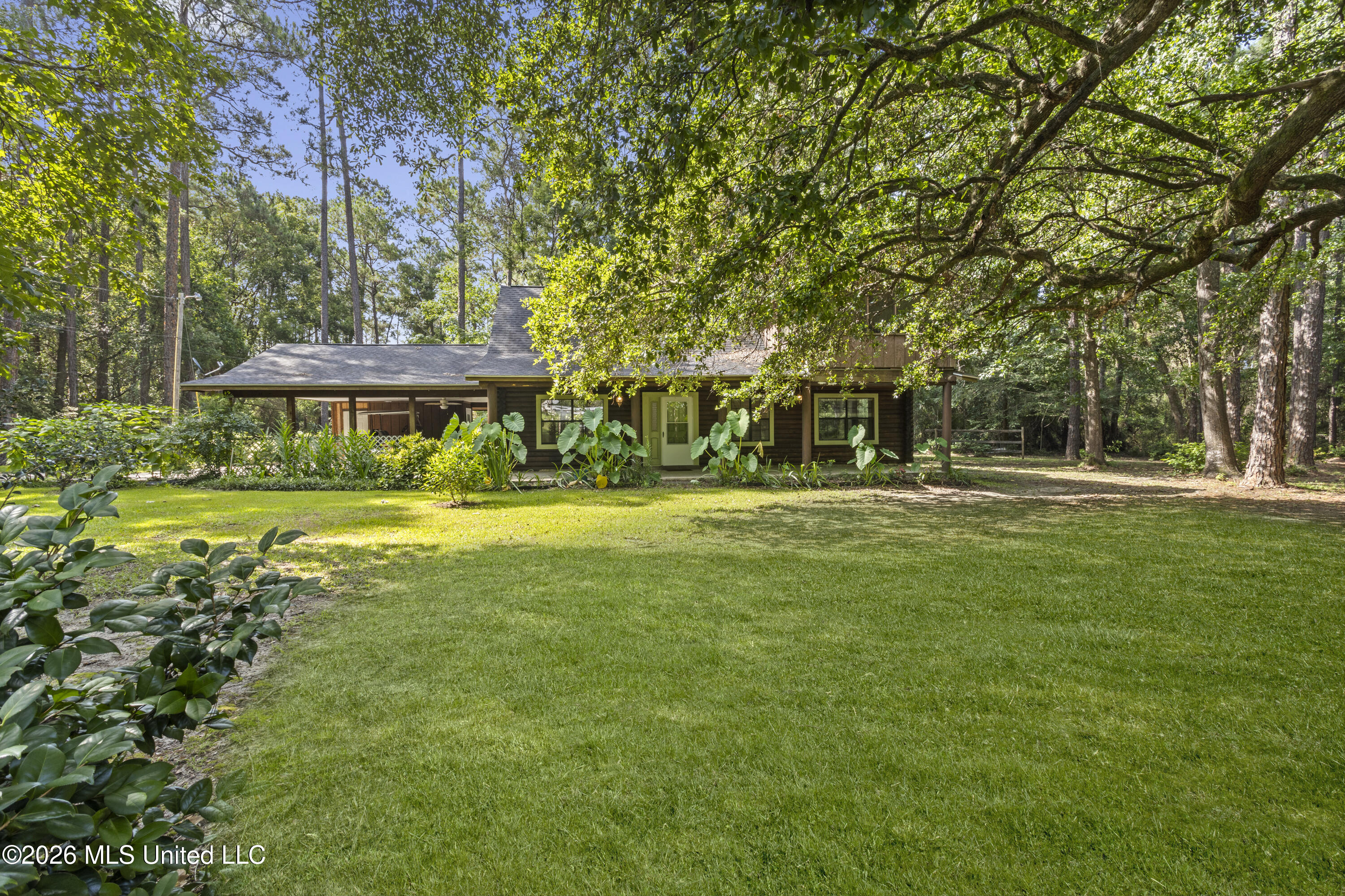 5701 Quave Road Vancleave, MS 39565 - Photo 4 of 67 00004