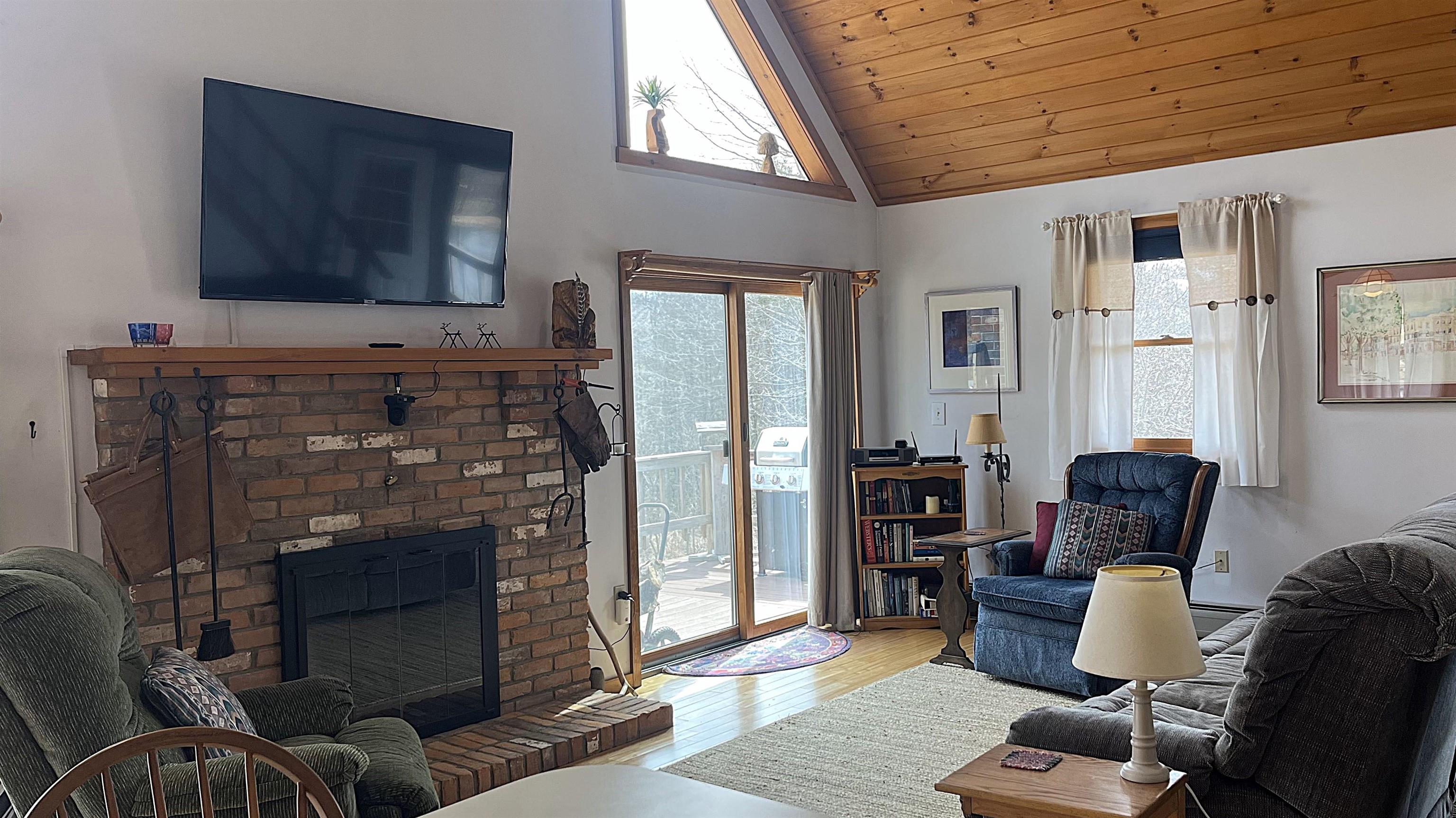 1570 E Road Cavendish, VT 05142 - Photo 3 of 40
