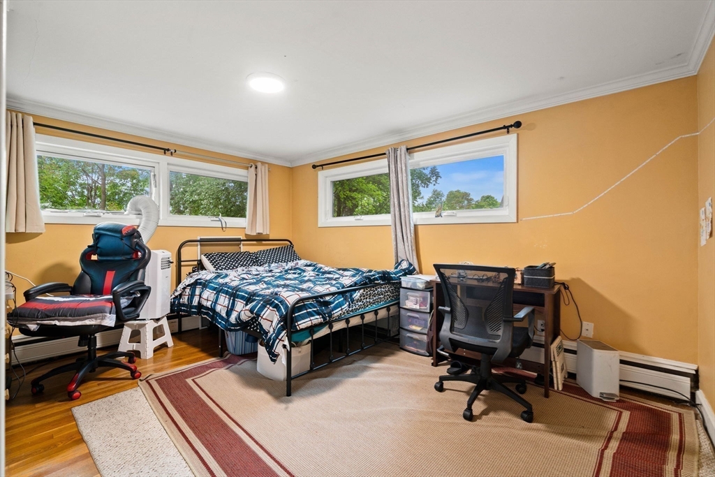 10 Rafferty Road Stoneham, MA 02180 - Photo 10 of 40