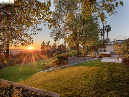 $4,995,000 | 12700 Skyline Boulevard, Oakland, CA 94619