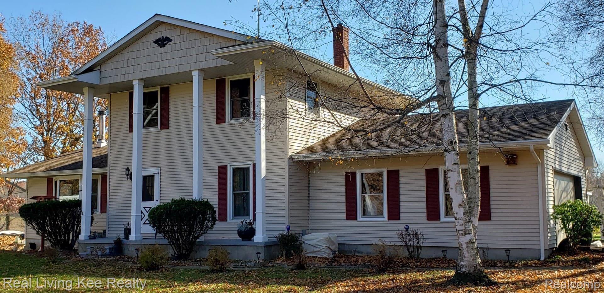 3849 Williams Road Columbiaville, MI 48421 - Photo 1 of 27 Front of house.jpg