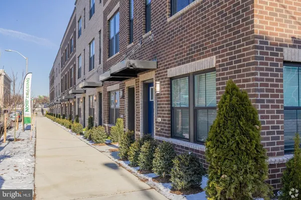 $2,950 | 1801 Guilford Avenue, Baltimore, MD 21202