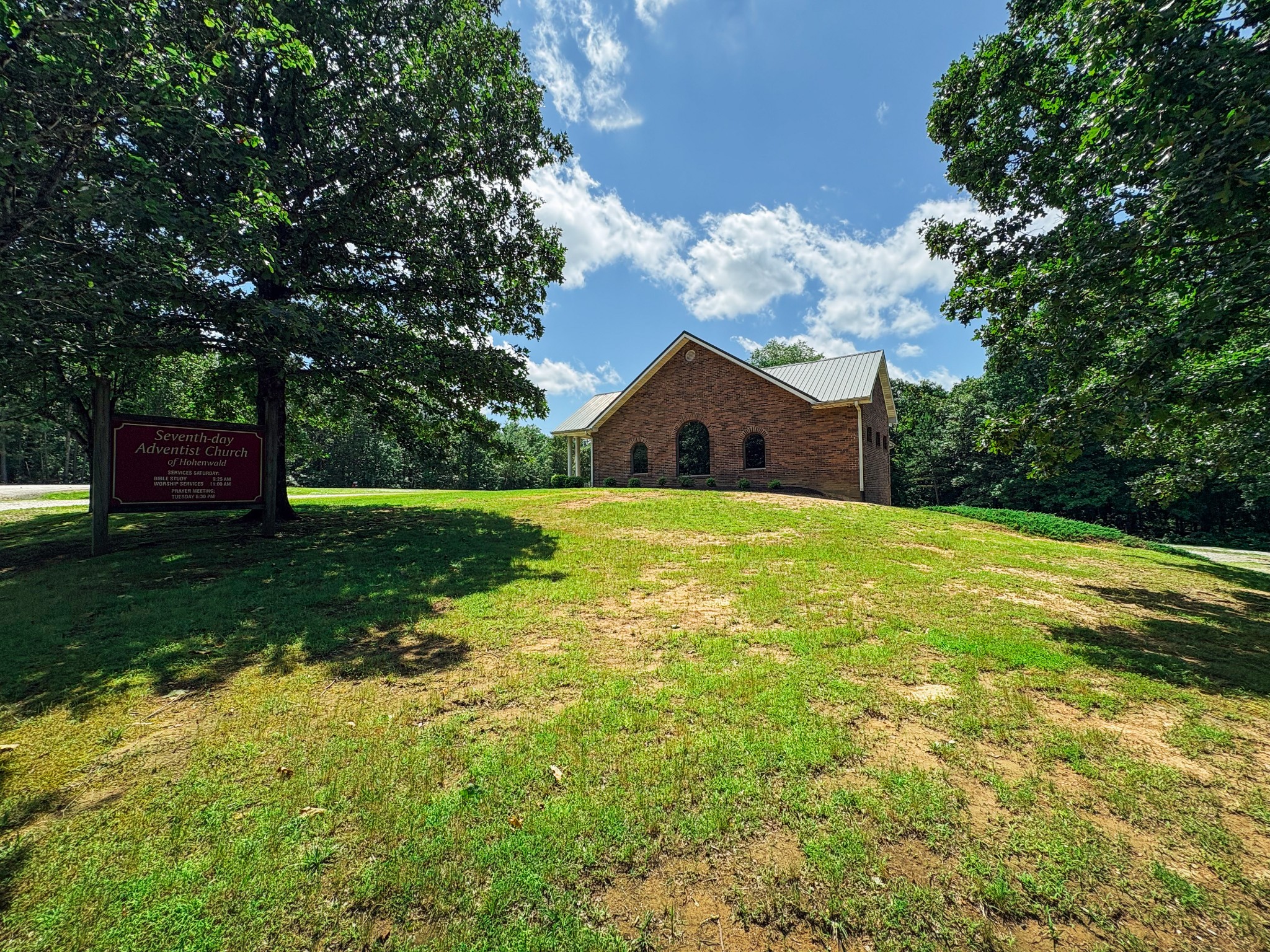 110 Hankins Road Hohenwald, TN 38462 - Photo 23 of 27 a view of a house with a yard
