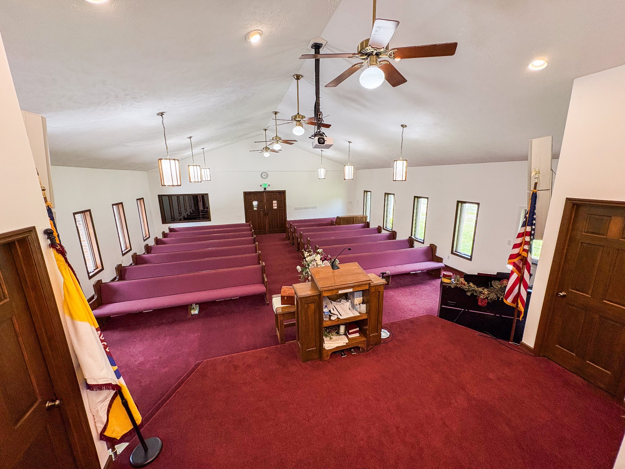 110 Hankins Road Hohenwald, TN 38462 - Photo 10 of 27 a living room with furniture and a flat screen tv