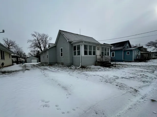 $199,900 | 617 Milwaukee Street, Menasha, WI 54952
