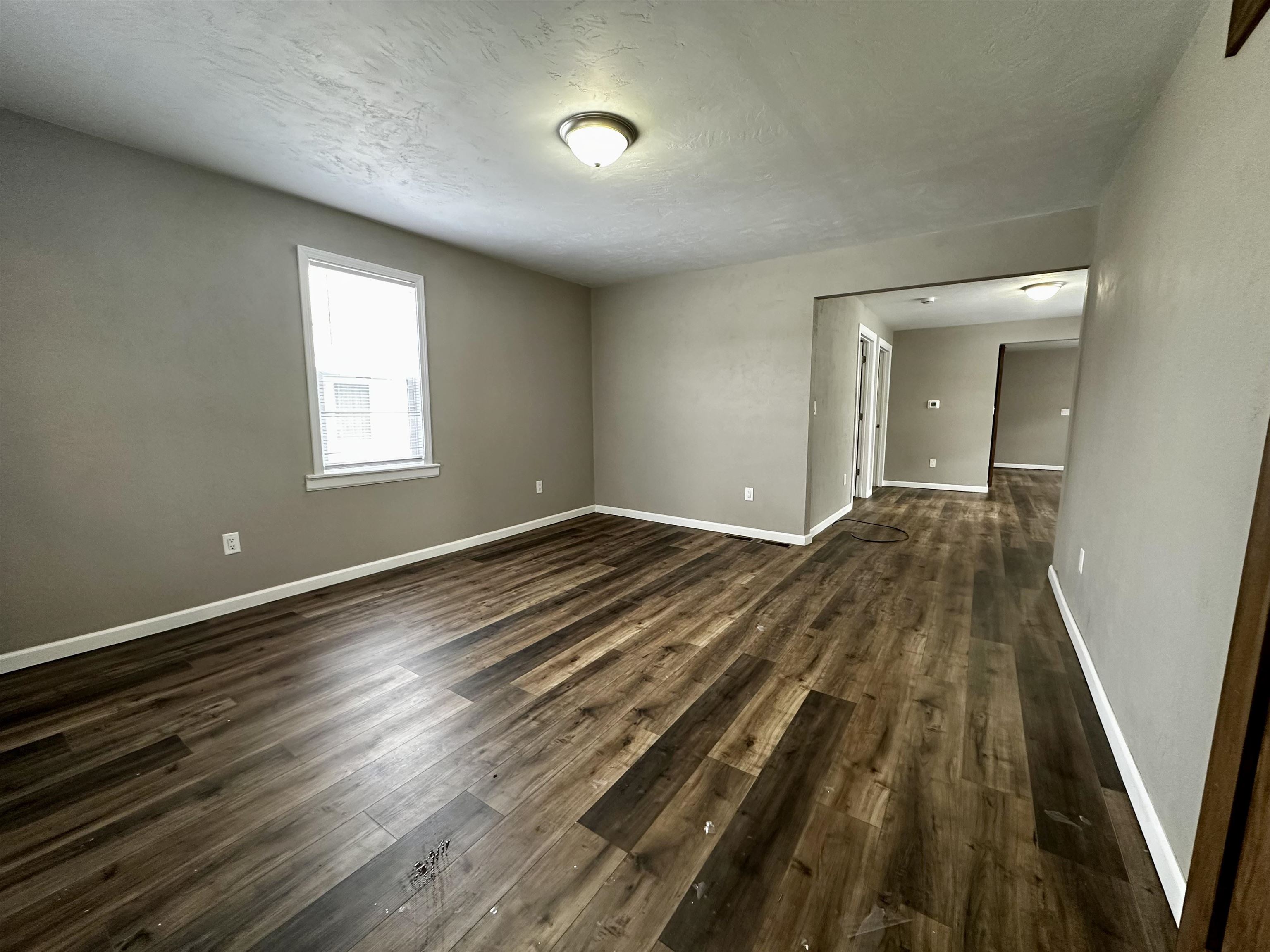 617 Milwaukee Street Menasha, WI 54952 - Photo 3 of 17