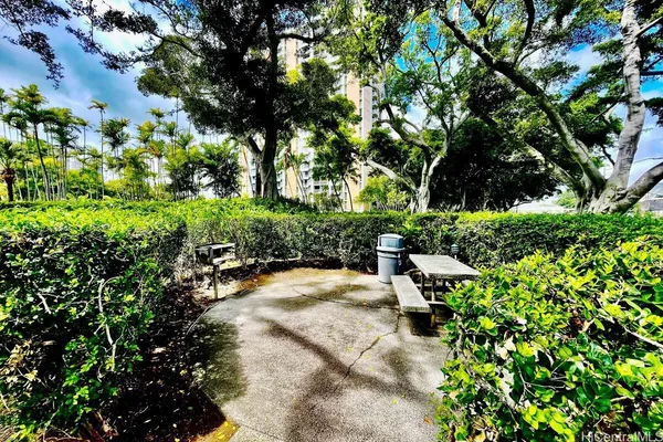 $310,000 | 1515 Nuuanu Avenue, Unit 2155, Honolulu, HI 96817
