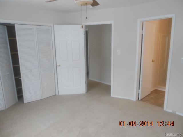 1061 Michelson Road Rochester, MI 48307 - Photo 8 of 10 mbedroom1.jpg