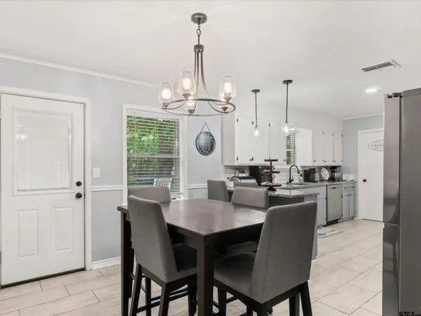 a view of a dining room and livingroom view