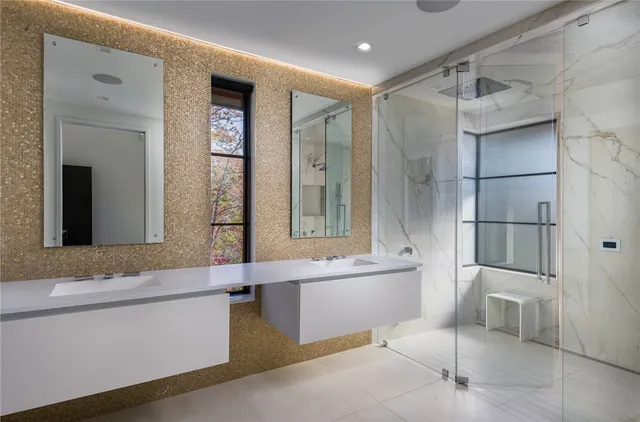 $9,499,000 | 425 Peninsula Ridge, Sunset, SC 29685