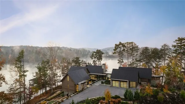 $9,499,000 | 425 Peninsula Ridge, Sunset, SC 29685