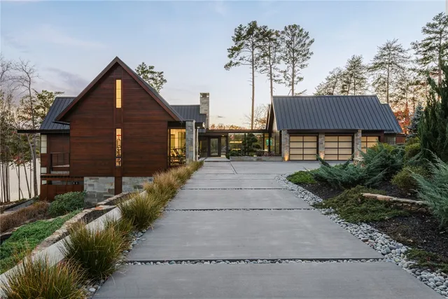 $9,499,000 | 425 Peninsula Ridge, Sunset, SC 29685