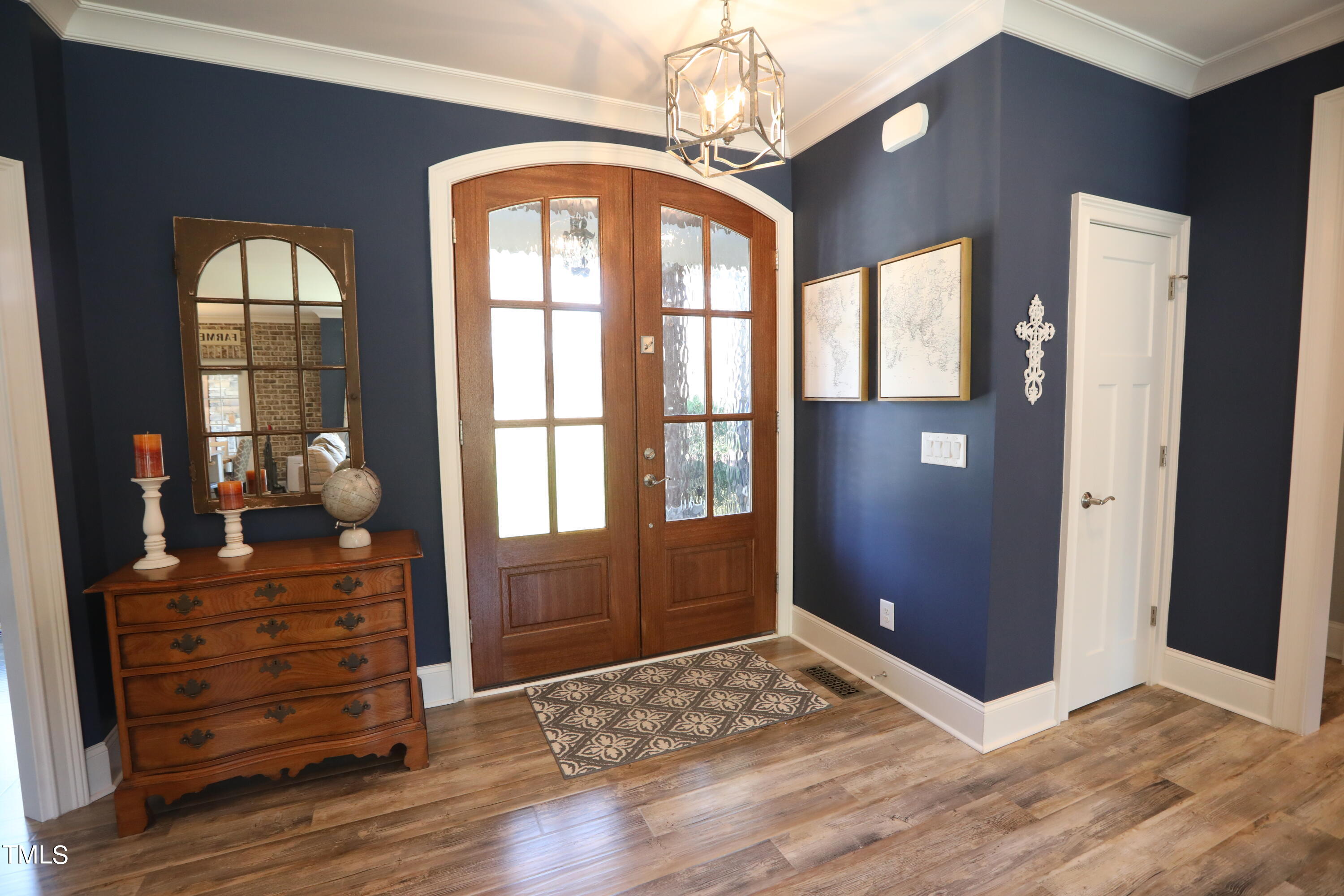 664 Old Fairground Road Willow Spring, NC 27592 - Photo 13 of 40 a view of livingroom with hardwood