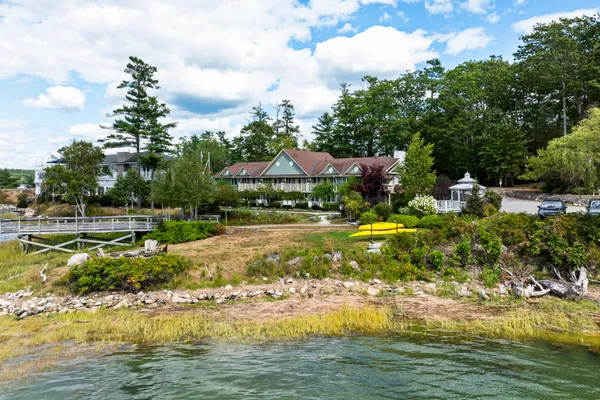 $199,000 | 29 Bayside Lane, Edgecomb, ME 04556