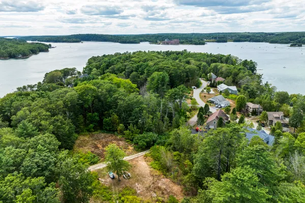 $199,000 | 29 Bayside Lane, Edgecomb, ME 04556