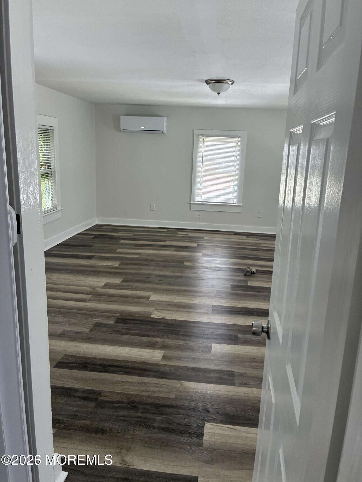 33 Washington Street, Unit 2 Red Bank, NJ 07701 - Photo 6 of 7 IMG_9722