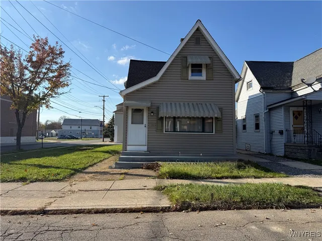 $159,900 | 190 Halstead Avenue, Cheektowaga, NY 14212