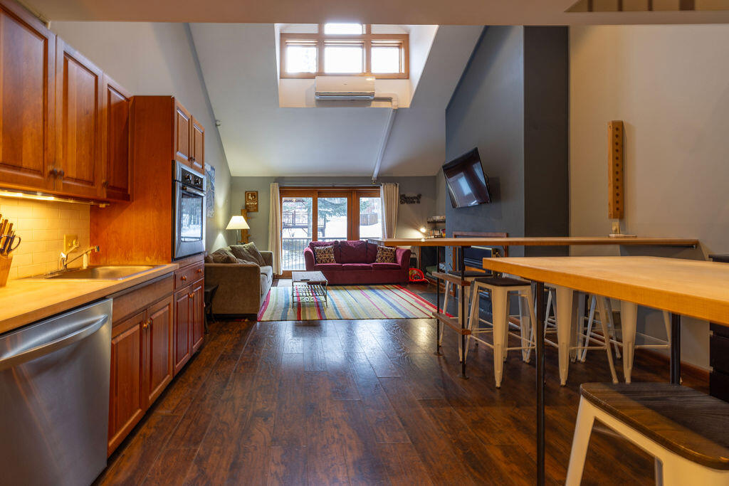 362 Sugar Tree, Unit 1 Carrabassett Valley, ME 04947 - Photo 5 of 23 4