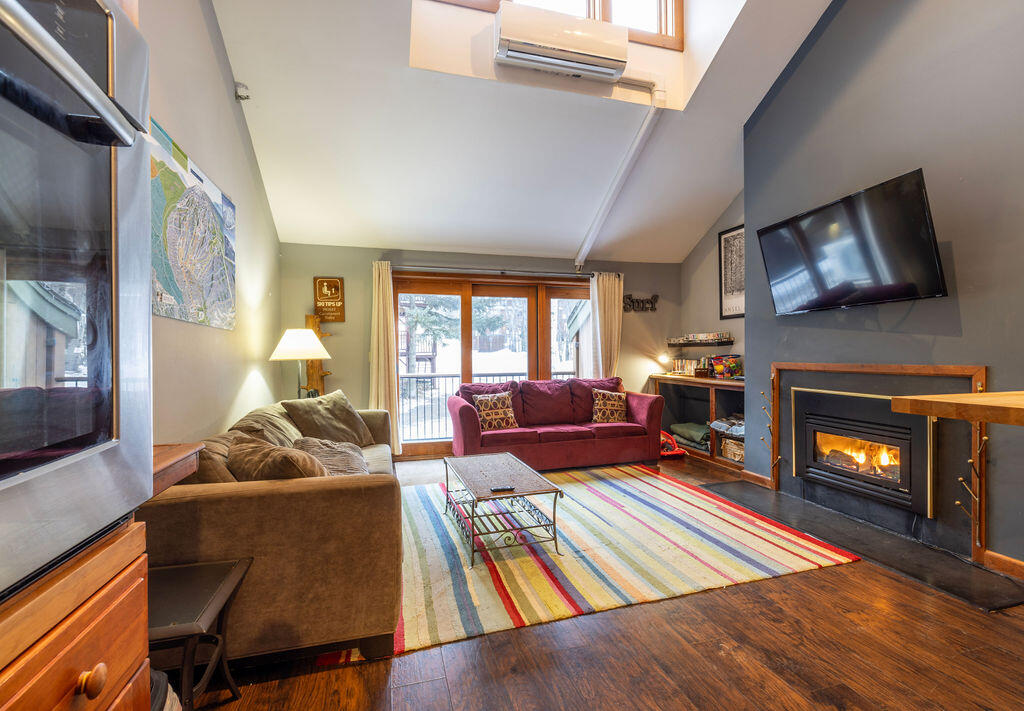 362 Sugar Tree, Unit 1 Carrabassett Valley, ME 04947 - Photo 7 of 23 6