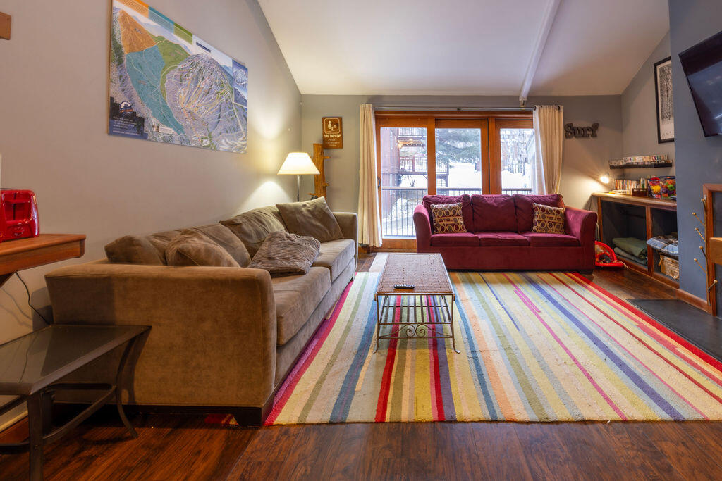 362 Sugar Tree, Unit 1 Carrabassett Valley, ME 04947 - Photo 8 of 23 7