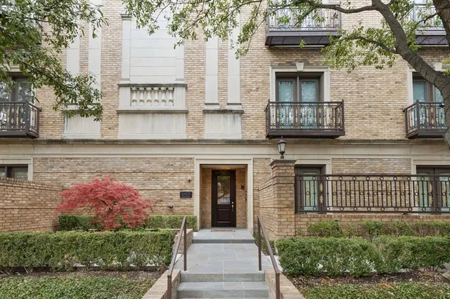 $7,999 | 6605 Bandera Avenue, Unit 1D, Dallas, TX 75225