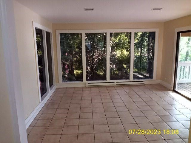 443 Ridgefield Road Chapel Hill, NC 27517 - Photo 6 of 8 Photo 7