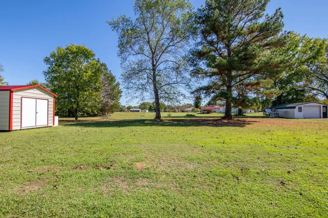 $194,900 | 385 Pauline Drive, Adamsville, TN 38310