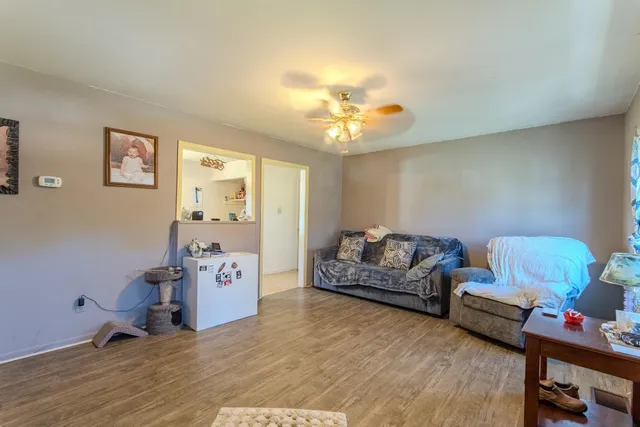 $194,900 | 385 Pauline Drive, Adamsville, TN 38310