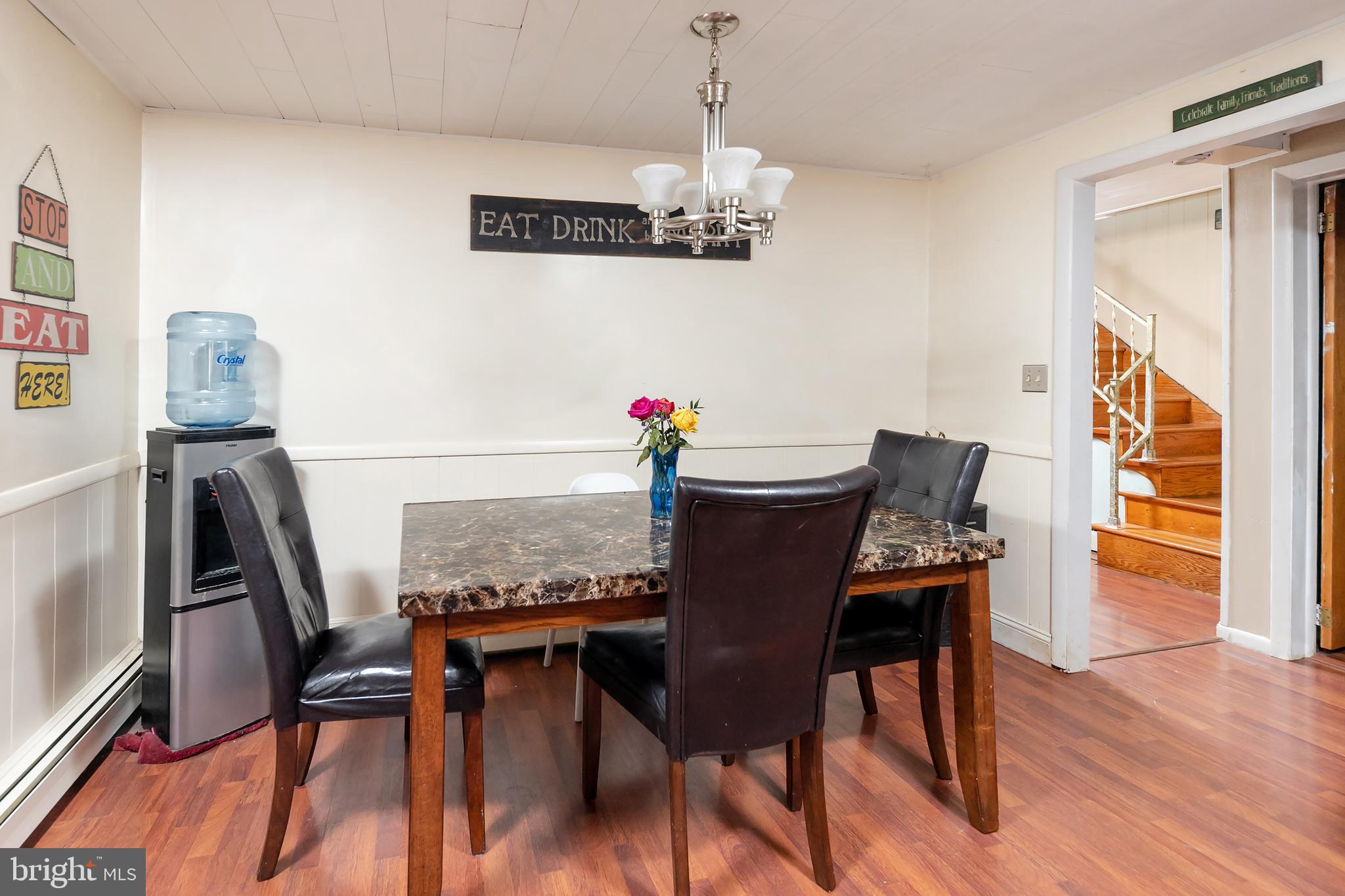 21 Tulip Road Pennsville, NJ 08070 - Photo 4 of 13 Eat-in kitchen
