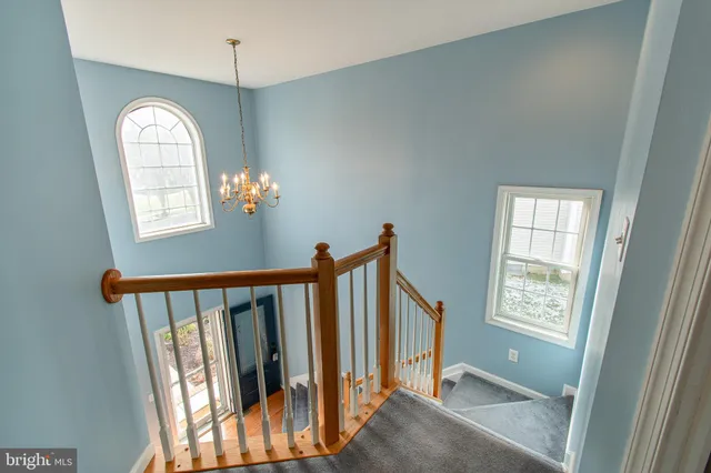 a view of entryway with a front door