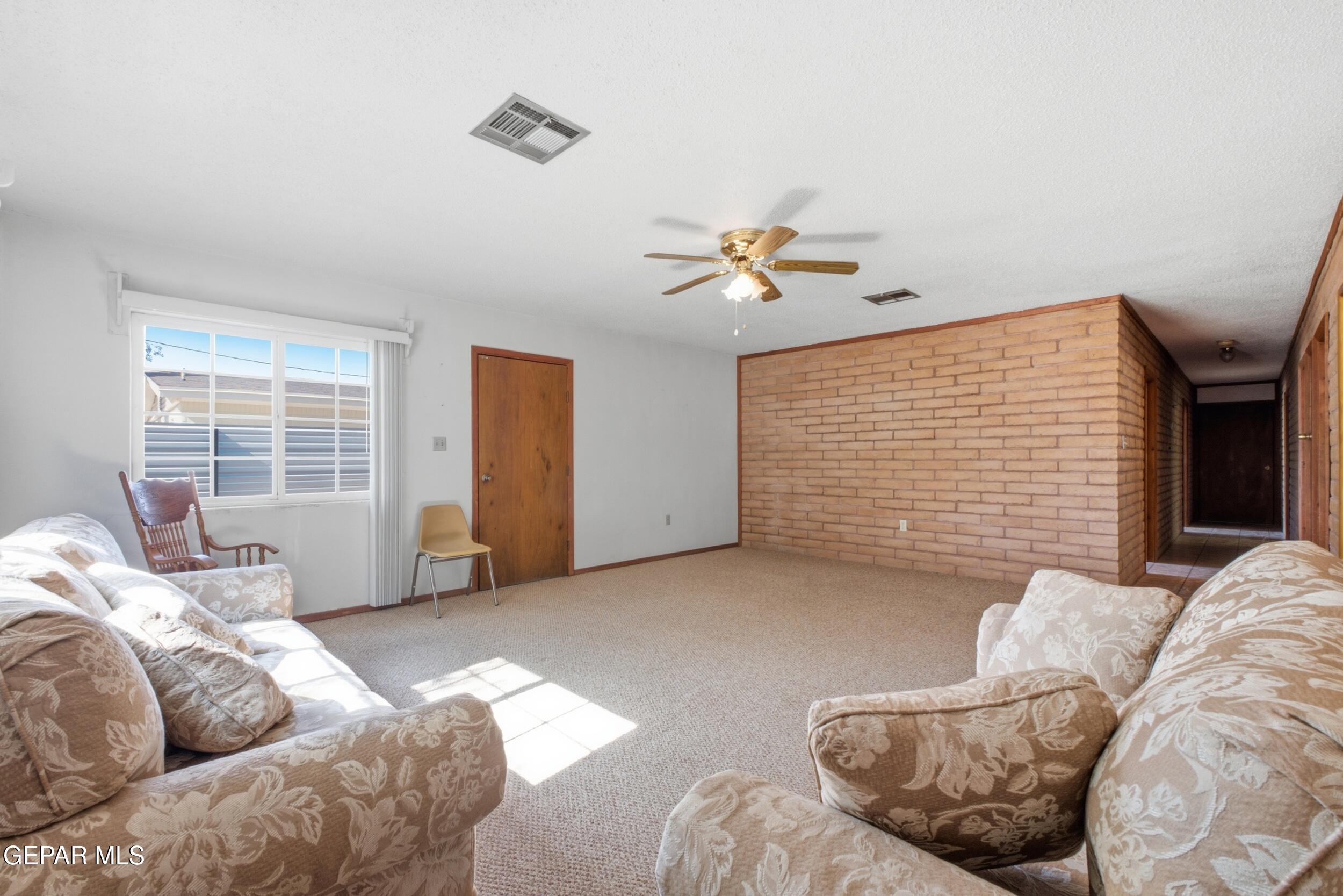 185 Elfego Road Anthony, NM 88021 - Photo 5 of 35 5_dsc06041