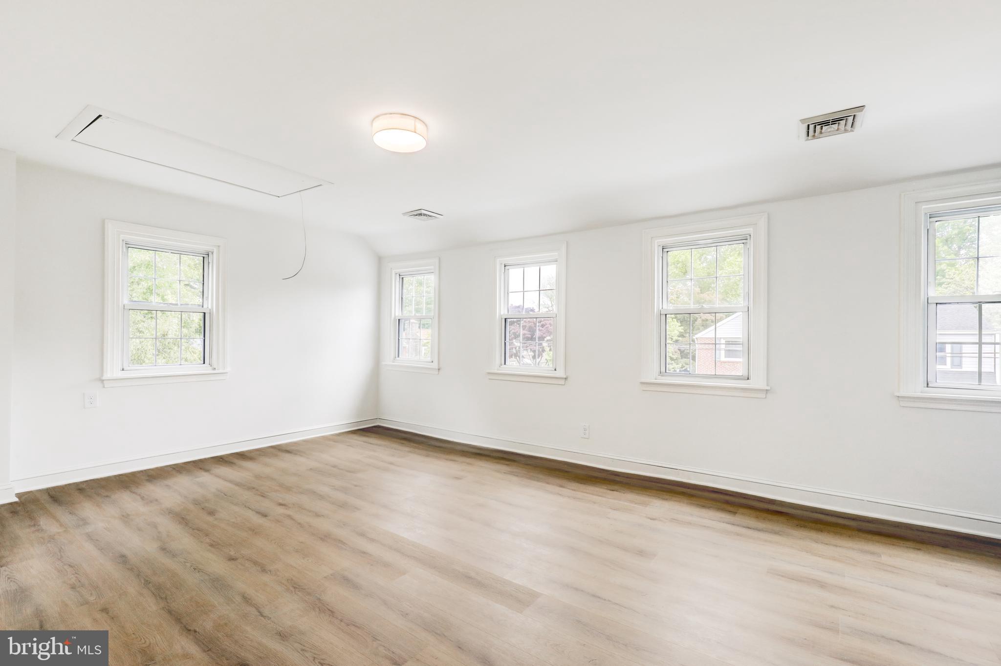 300 Walnut Place Havertown, PA 19083 - Photo 30 of 45