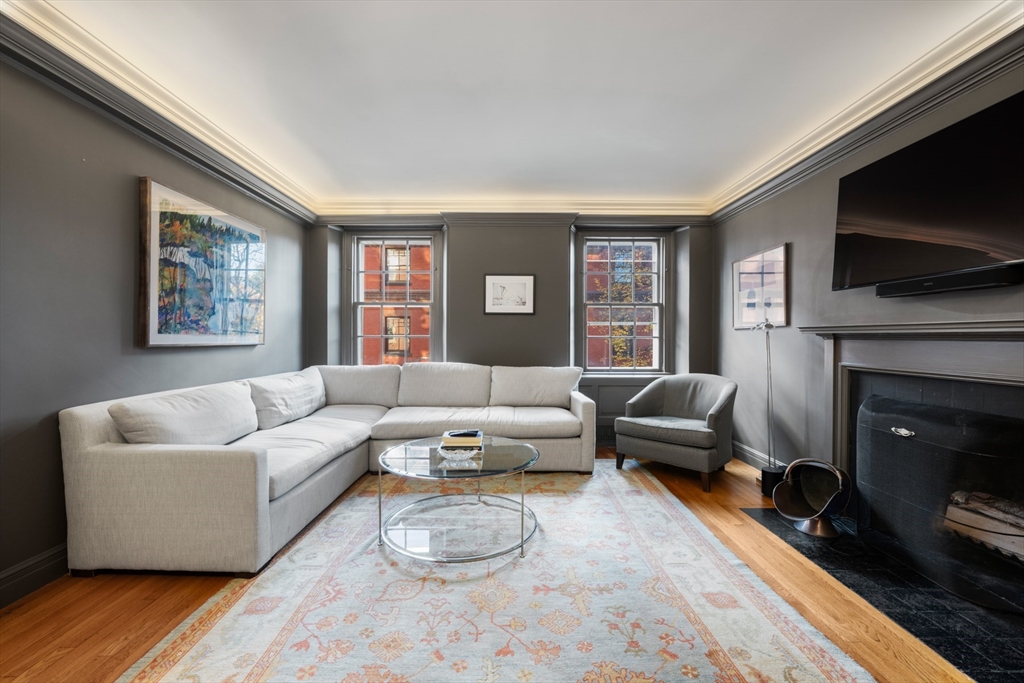 192 Commonwealth Avenue, Unit 5 Boston, MA 02116 - Photo 15 of 41