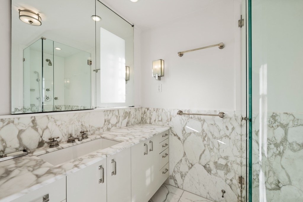 192 Commonwealth Avenue, Unit 5 Boston, MA 02116 - Photo 23 of 41