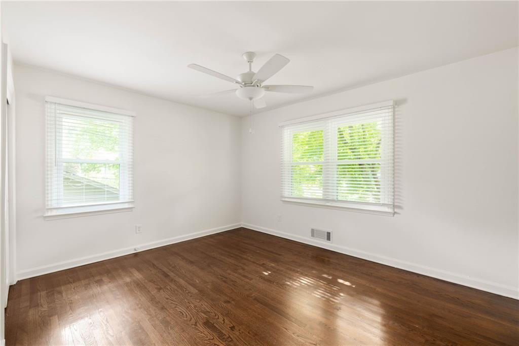 2671 Tanglewood Road Decatur, GA 30033 - Photo 20 of 35